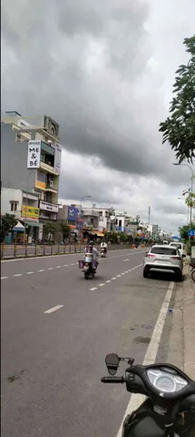 NHÀ 3 TẦNG - NGAY TÂN KỲ TÂN QUÝ - KỀ BÊN AEON MALL TÂN PHÚ - HẺM 4M -SÁT MẶT TIỀN-HẺM ĐẸP AN NINH DÂN TRÍ