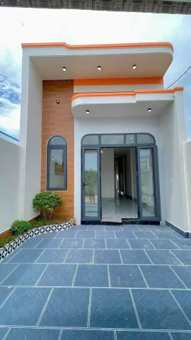 BÁN NHÀ CẤP 4 CHỈ 250 TRIỆU TRẢ TRƯỚC LÀ SỞ HŨU NGAY,GẦN CÂY XĂNG ĐỨC HƯNG ĐƯỜNG ĐỒNG KHỞI