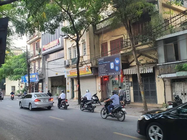 MẶT PHỐ TRẦN KHÁNH DƯ – DT 202M² – 4 TẦNG – MT 7.4M – CHỈ 90 TỶ . MẶT PHỐ LỚN – LÔ GÓC – 3 MẶT THOÁNG – VỈA HÈ – KINH DOANH SẦM UẤT – HỖ TRỢ XIN GPXD 9 TẦNG – TÀI SẢN HIẾM CÓ.