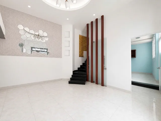 NHÀ HẺM XE HƠI NGỦ NHÀ NGAY KHU VIP PHAN XÍCH LONG PHÚ NHUẬN - 43m2 4Tầng 6PN