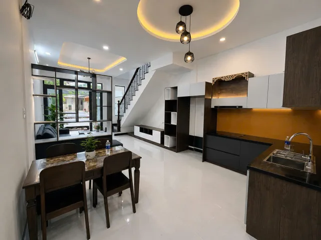 Thường xuyên đi công tác xa nên tôi cần bán lại căn nhà Phường Trảng Dài Gần Cây Xăng Đức Hưng đường Đồng Khởi