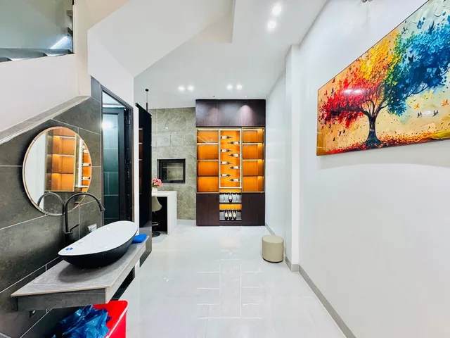 Nhà 4 tầng Trần Nguyên Hãn 50m 4 tầng, công năng đầy đủ cho nhà đông thành viên chỉ 5,5 tỷ
