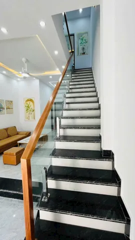 Chỉ 2.05 tỷ nhà 2 tầng 3 ngủ mới tinh ô tô đỗ ngay gần Quỳnh Cư, Hùng Vương, Hồng Bàng