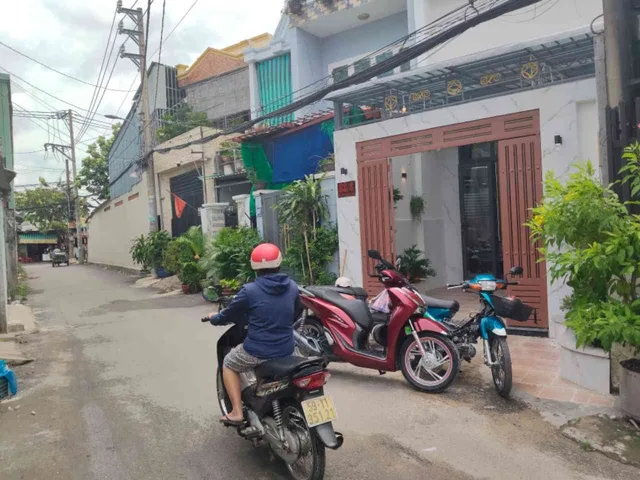 🏡 NHÀ MẶT TIỀN 2 TẦNG ĐẸP – BÀ ĐIỂM, HÓC MÔN | ĐƯỜNG 5M THÔNG – XE TẢI LƯU THÔNG | 4×19M