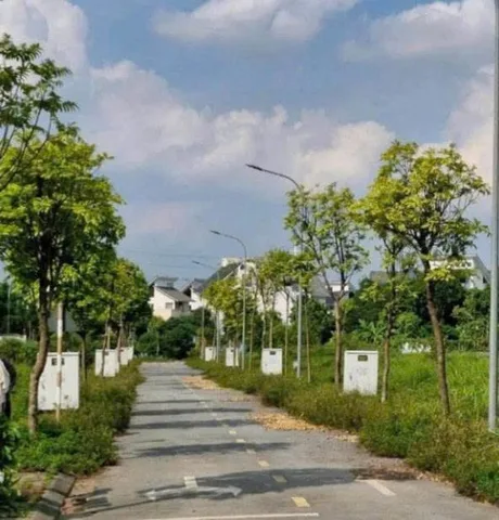 Bán Đất 100m2 có sẵn 100 m2 thổ cư giá 1.6 tỷ tại Thị trấn Quốc Oai Huyện Quốc Oai Hà Nội