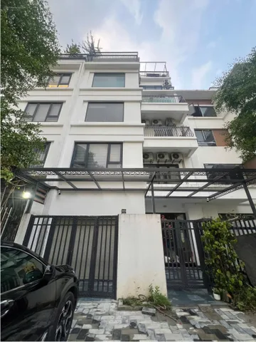 Cho thuê Nhà riêng mặt phố  Đường Thiên Hiền . Hà Nội