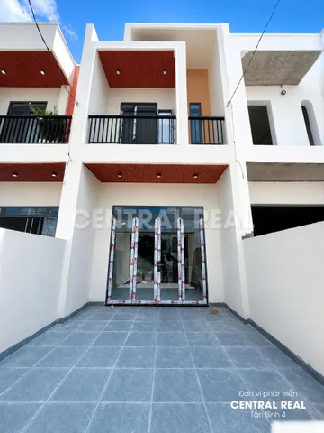 CHỦ NGỘP GIẢM MẠNH 300 TRIỆU NHÀ LẦU MỚI XÂY GẦN NGÃ TƯ BẾN CÁ
