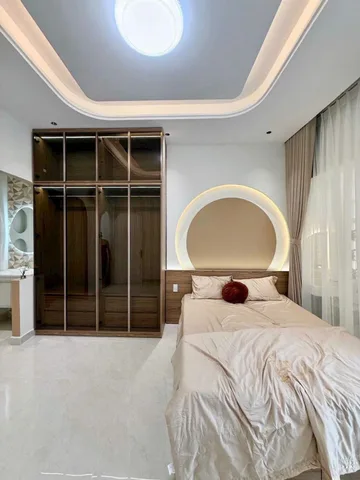 Đường Thông - Nhà 3 Tầng, Sân Thượng - DTS 103M2 - Cách Mạng Tháng 8 — Chỉ 6,x tỷ