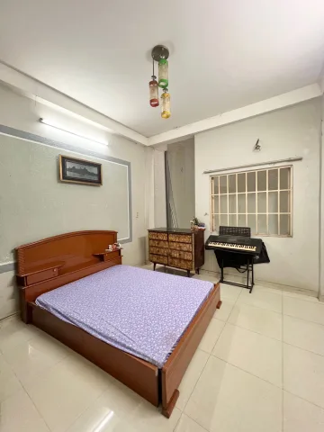 - Mặt tiền đường 20m, vị trí đẹp, xe cộ đi lại đông đúc sầm uất ,sát chợ Tân Phú, BIG C Trường Chính, tiện ích xung quanh đầy đủ ...