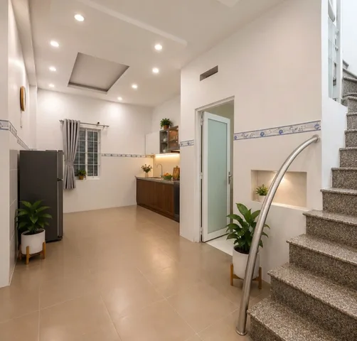 Ngay Lê Trọng Tấn Tân Phú, nhà 46m² chỉ nhỉnh nhẹ 5Đ