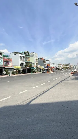 MẶT TIỀN KDC NAM HÙNG VƯƠNG BÌNH TÂN 80M2 3PN CÓ VỈA HÈ 7.8 TỶ
