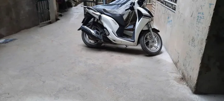 KHƯƠNG TRUNG – THANH XUÂN – NHÀ 4 TẦNG × 30M² – 2PN – FULL NỘI THẤT CAO CẤP (CÓ PIANO, LÒ NƯỚNG) – GIÁ 11 TRIỆU/THÁNG