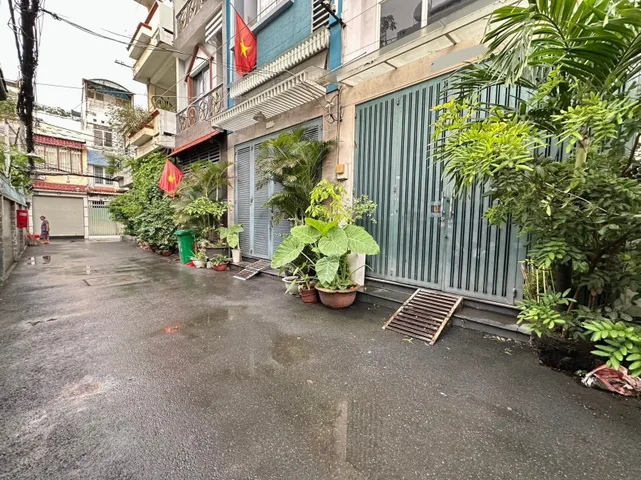 Bán Nhà riêng 71.2m2 có sẵn 71.2 m2 thổ cư giá 12.5 tỷ tại đường Cách Mạng Tháng Tám Phường 10 Quận 3 TP. Hồ Chí Minh