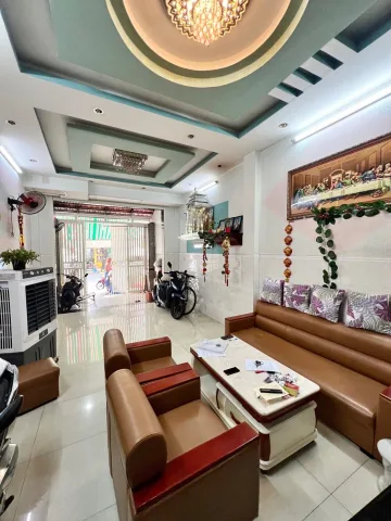 Chính chủ cần bán gấp căn nhà mặt tiền đường Thống Nhất, phường Tân Thành, quận Tân Phú – khu vực sầm uất, kinh doanh đỉnh cao bậc nhất quận.