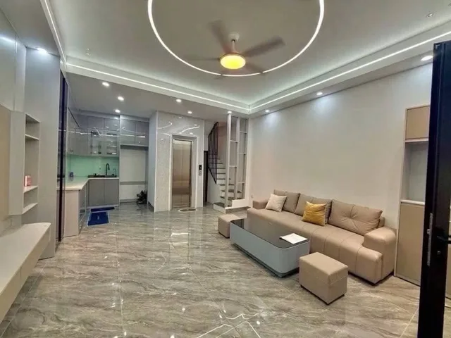 Bán Nhà riêng 40m2 có sẵn 40 m2 thổ cư giá 12.5 tỷ tại Phường Định Công Quận Hoàng Mai Hà Nội