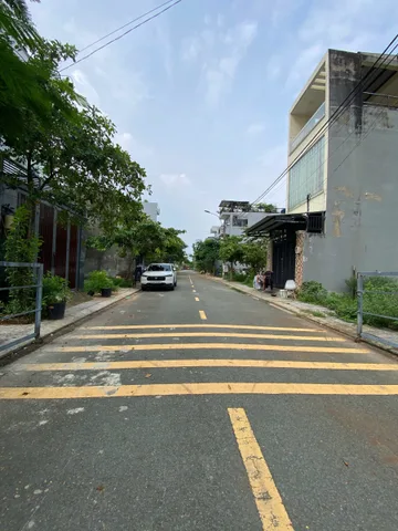 KDC hiện hữu, xây dựng tự do~10 phút Vinhomes ~27 phút Metro, khu CNC - Đường ô tô tránh, có vỉa hè, không ngập - 2,35 tỷ 55.2m2