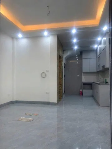 Cho thuê nhà ngõ 6 Ngô Quyền, Hà Đông 32m x 5 tầng  CÓ THANG MÁY, FULL ĐỒ giá 13.5 triệu