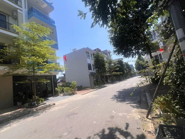 😇Bán đất Đông Đô Vạn TP Bắc Ninh k lỗi phong thủy
😍😍DT 89m
🤩🤩MT 5m 
😙😙Hướng Tây Nam