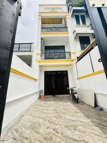 Hiếm có! Nhà 3 tầng gần Đỗ Xuân Hợp, Phước Long B, Q9, oto ngủ nhà, dọn vào ở ngay