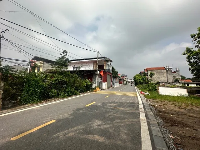 CỰC CỰC PHẨM, NHÂN NỘI- VĂN GIANG, MẶT ĐƯỜNG TRỤC CHÍNH, GẦN TRUNG TÂM THỊ TRẤN ,CHỈ 41 TRIỆU/M2.