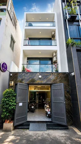 Bán Mặt Tiền Thụt Trường Sa P2 Phú Nhuận: DT 110m2 (Nở Hậu 5m), 4 Tầng, Bán 29.5 Tỷ