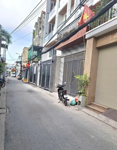 Bình Tân 4 tầng mới đẹp 69m2, hẻm xe hơi, hơn 7ty xíu