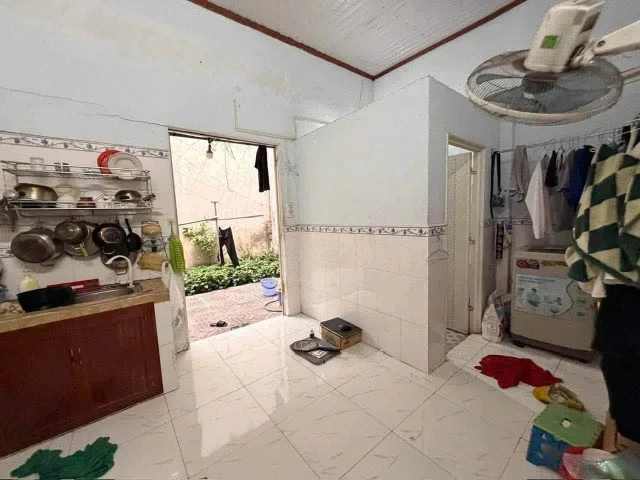 Bán Nhà riêng 75m2 có sẵn 75 m2 thổ cư giá 3.2 tỷ tại Phường Lái Thiêu Thị xã Thuận An Bình Dương