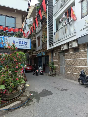 Bán Nhà riêng 46m2 có sẵn 46 m2 thổ cư giá 12.7 tỷ tại Đường Võng Thị Phường Nhật Tân Quận Tây Hồ Hà Nội