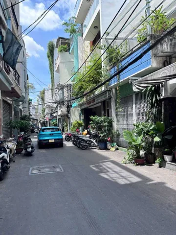 Gần MT Lạc Long Quân - Kế Khu Bàu Cát. Ngay Ngã Tư Bảy Hiền - Chợ Tân Bình. 
+ Ngang 4 dài 17m xây 2 tầng, chỉ 6ty nhinh
+ Sổ vuông a4, pháp lý chuẩn 
📞 LH ( Zalo/ SĐT ): 0706.120.931 Trang Nhà Phố
👉 Người thật – Nhà thật – Giá thật 👈
#bđs #htrang070