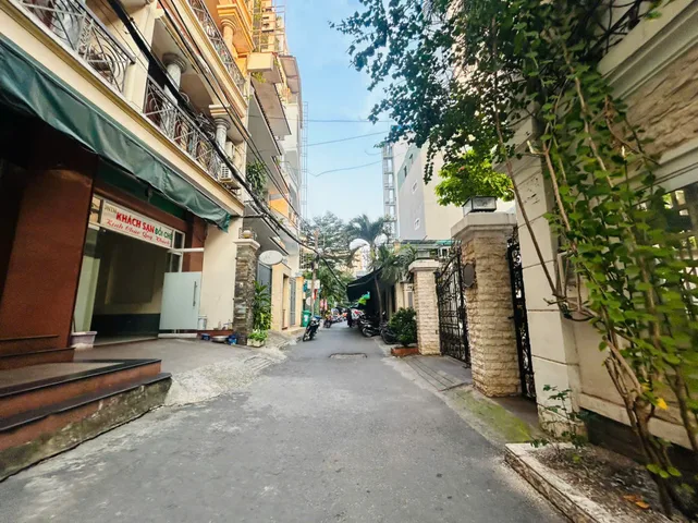 Bán Nhà  Mặt tiền 185 Nguyễn Xí, Phường 26, Quận Bình Thạnh