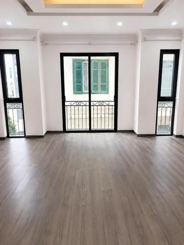 Cho thuê Nhà MP Yên Hòa, Cầu Giấy 62m x 6T(4 phòng) THANH MÁY, KD giá 33 triệu