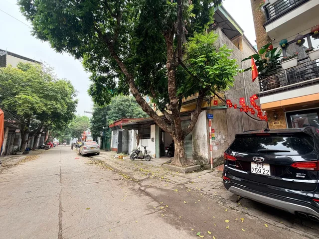 Bán Nhà riêng 45m2 có sẵn 45 m2 thổ cư giá 11.5 tỷ tại Phường Thạch Bàn Quận Long Biên Hà Nội