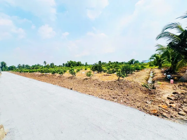 Bán Đất vườn 500m2 sát nhựa - xe tải giá 760 triệu tại Xã Thạnh Hòa Huyện Bến Lức Long An