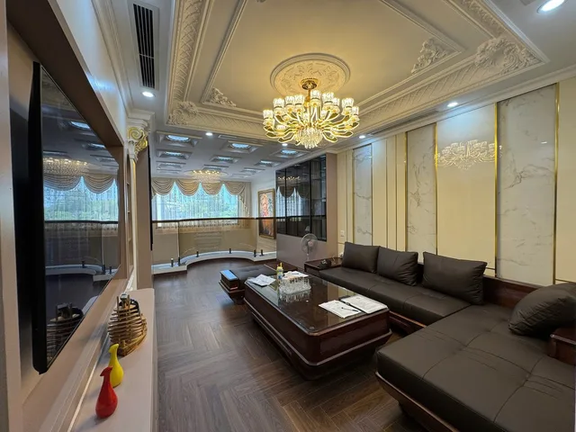Mặt phố Hồng Tiến, Long Biên Dt50m2 x 7T  giá 26.5 tỷ