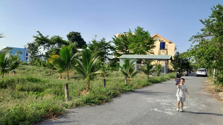 Bán Đất 38349m2 giá 20 tỷ tại Đường Huỳnh Châu Sổ Phường 6 Thành phố Tân An Long An