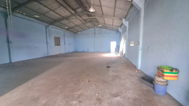Cho thuê Kho, nhà xưởng 250m2 giá 16 triệu tại Đường Xuân Thới Thượng 26 Xã Bà Điểm Huyện Hóc Môn TP. Hồ Chí Minh