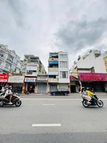 Bán Nhà Mặt Tiền 145-147-149 Phan Đình Phùng, Phường 17, Quận Phú Nhuận