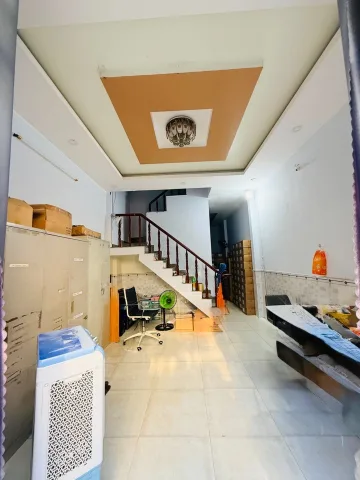 Bán Nhà 2 tầng Đường Liên khu 4 - 5 Phường  Bình Tân