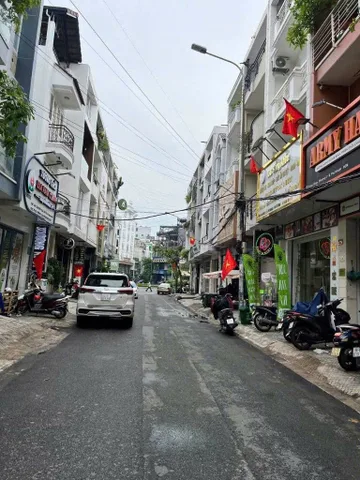 MẶT TIỀN ĐẤT THÁNH - NGANG GẦN 5M HIẾM GẶP - VỪA Ở VỪA KHAI THÁC DÒNG TIỀN SINH LỜI CAO - 112M2 XÂY 3 TẦNG CHỈ 20TY