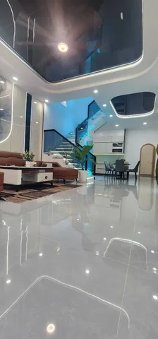 BÁN NHÀ SÁT HUƠ.G LỘ 2 - NGÃ TƯ 4 XÃ - HẺM XE HƠI - Ở NGAY - ( 5X15M ) NHỈNH 6$