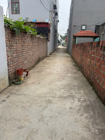 Bán Đất 121m2  giá 2.45 tỷ tại Hoa  Động đối diện chung cư Huê , gần dojji.l/h:076.231.9990 e Thúy