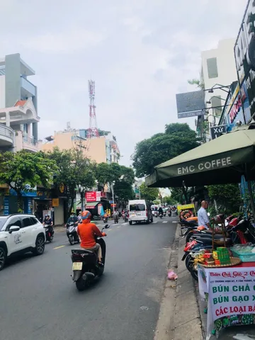 125m2 xây 4 tầng. Măt Tiên Kinh Doanh Ngay Ngã Tư Lạc Long Quân - Âu Cơ, Gần Đại Học Văn Hiến, Cao Đẳng CNTT. Kết nối nhanh vòng xoay Lê Đại Hành, Nguyễn Thị Nhỏ
