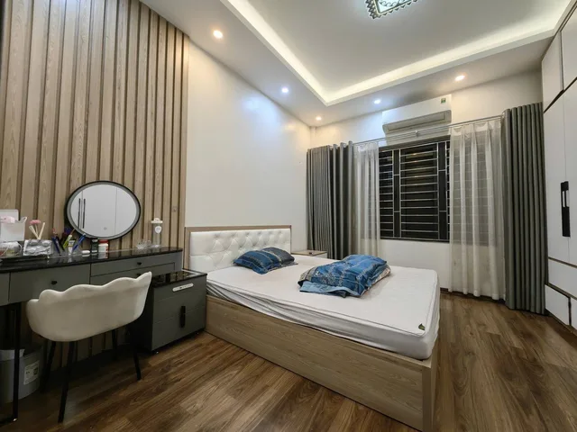 Bán Nhà Mặt Phố Kẻ Vẽ. Bắc Từ Liêm. Ô Tô. Vỉa Hè. DT 65m2. MT 4m. 4 Tầng. Giá 22.9 Tỷ