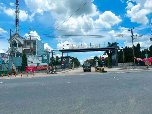 Cho thuê Nhà riêng giá 4 triệu tại Xã Lương Bình Huyện Bến Lức Long An