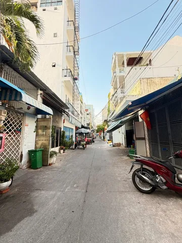 Bán Nhà riêng 90m2 có sẵn 90 m2 thổ cư giá 6.3 tỷ tại Đường Hà Thị Đát