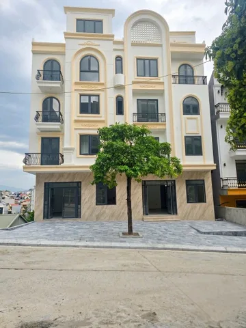 BÁN NHÀ 4,5 TẦNG NGÕ TRE NỨA CẦU 1 CAO XANH, TRUNG TÂM HẠ LONG