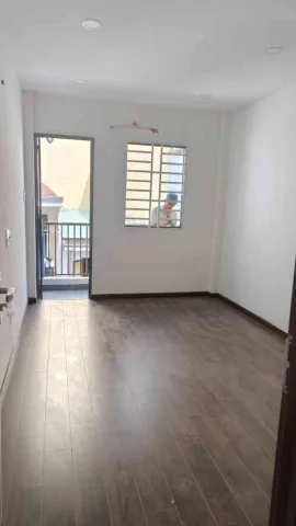 ✅ Kết cấu xây trệt 3 lầu ST, mỗi lầu là 1 phòng ngủ lớn, WC riêng,