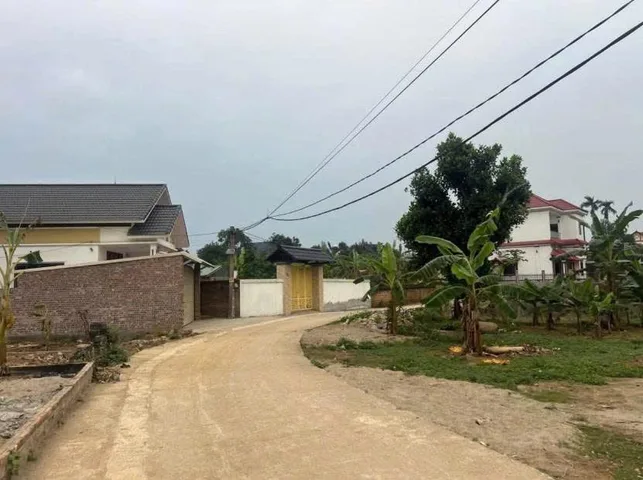 Bán Đất 100m2 có sẵn 100 m2 thổ cư giá 2 tỷ tại Xã Hạ Bằng Huyện Thạch Thất Hà Nội