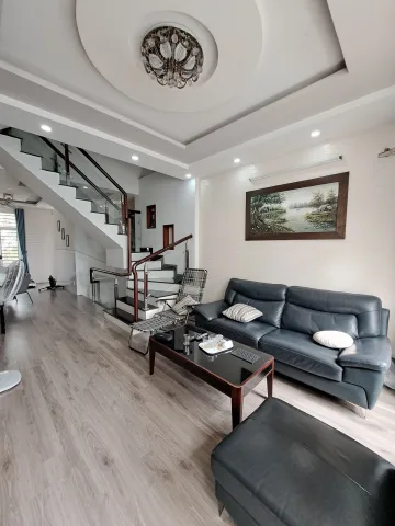 Bán Nhà riêng 4 Tầng, DT 50m2 có sẵn 50 m2 thổ cư giá 7.3 tỷ tại Đường Số 18 Phường Bình Hưng Hòa Quận Bình Tân TP. Hồ Chí Minh