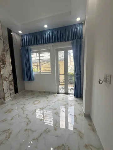 KẾ CHỢ BÙI VĂN BA 3 TẦNG 4PN 3WC SÁT HẺM Ô TÔ 4,86 TỶ